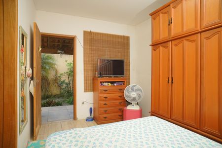 Casa de condomínio para alugar com 100m², 4 quartos e 2 vagas Casa de condomínio para alugar com 100m², 4 quartos e 2 vagasSuíte