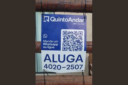 Casa de condomínio para alugar com 100m², 4 quartos e 2 vagas Casa de condomínio para alugar com 100m², 4 quartos e 2 vagasPlaca