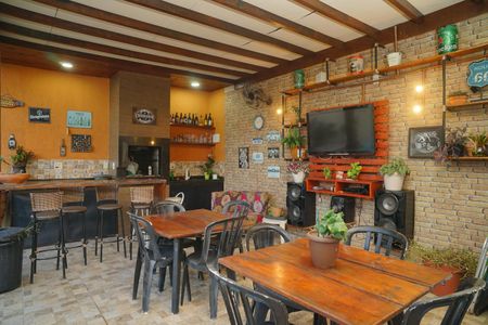 Casa de condomínio para alugar com 100m², 4 quartos e 2 vagas Casa de condomínio para alugar com 100m², 4 quartos e 2 vagasÁrea gourmet