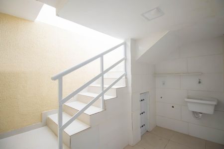 Casa de condomínio para alugar com 90m², 2 quartos e 1 vagaÁrea de Serviço