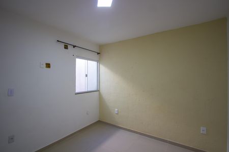 Casa de condomínio para alugar com 90m², 2 quartos e 1 vaga