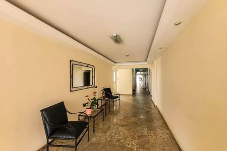 Apartamento à venda com 65m², 2 quartos e sem vagaÁrea comum