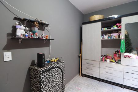 Casa de condomínio para alugar com 200m², 4 quartos e 3 vagasQuarto 