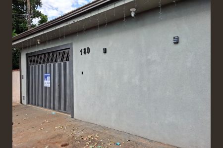 Casa de condomínio para alugar com 200m², 4 quartos e 3 vagasFachada