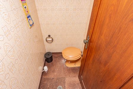 Lavabo de casa para alugar com 4 quartos, 220m² em Vila Gumercindo, São Paulo