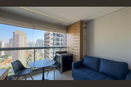 Studio para alugar com 32m², 1 quarto e 1 vagaSacada