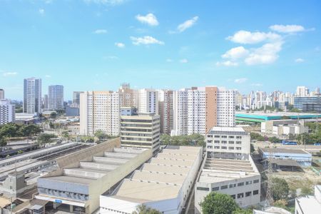 Vista da Sala e Cozinha de apartamento à venda com 1 quarto, 24m² em Parque Industrial Tomas Edson, São Paulo