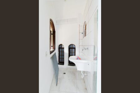 Casa para alugar com 80m², 2 quartos e 1 vagaÁrea de Serviço