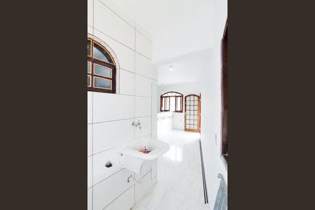 Casa para alugar com 80m², 2 quartos e 1 vagaÁrea de Serviço
