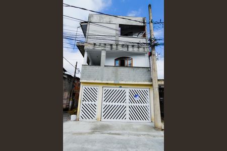 Casa para alugar com 80m², 2 quartos e 1 vagaFachada