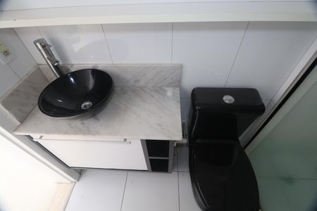 Banheiro de apartamento para alugar com 1 quarto, 48m² em Igara, Canoas