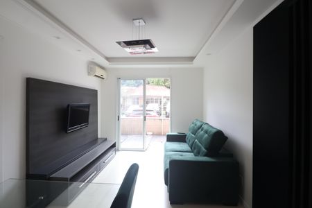 Sala de apartamento para alugar com 1 quarto, 48m² em Igara, Canoas