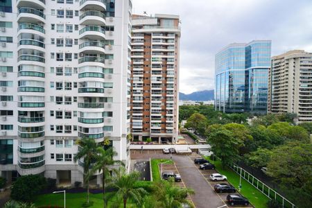 Vista da Varanda de apartamento para alugar com 2 quartos, 100m² em Barra da Tijuca, Rio de Janeiro