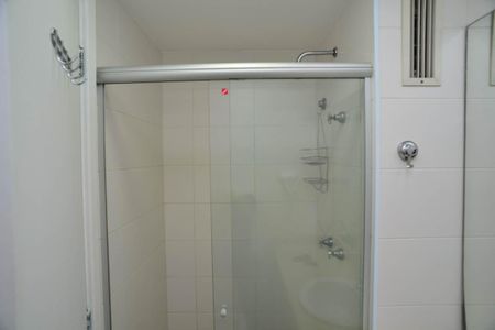 Apartamento para alugar com 100m², 2 quartos e 1 vaga Apartamento para alugar com 100m², 2 quartos e 1 vagaBanheiro Suíte