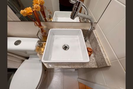 Apartamento para alugar com 100m², 3 quartos e 1 vaga Apartamento para alugar com 100m², 3 quartos e 1 vagaSuíte 2 - Banheiro