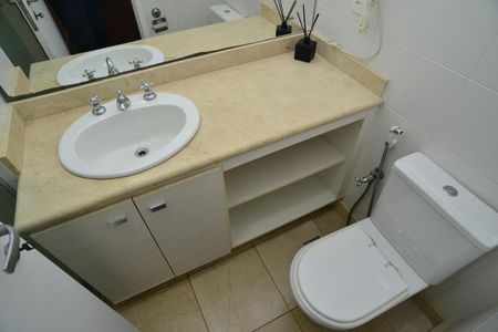 Apartamento para alugar com 100m², 2 quartos e 1 vaga Apartamento para alugar com 100m², 2 quartos e 1 vagaBanheiro Suíte