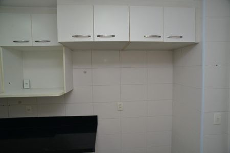 Apartamento para alugar com 100m², 2 quartos e 1 vaga Apartamento para alugar com 100m², 2 quartos e 1 vagaCozinha
