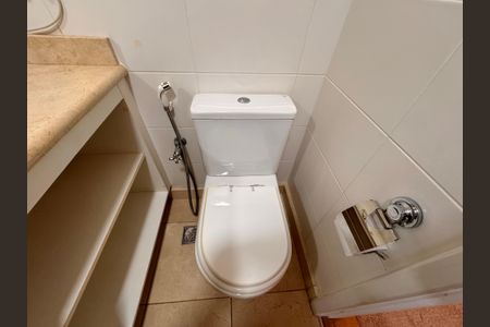 Apartamento para alugar com 100m², 3 quartos e 1 vaga Apartamento para alugar com 100m², 3 quartos e 1 vagaSuíte 1 - Banheiro
