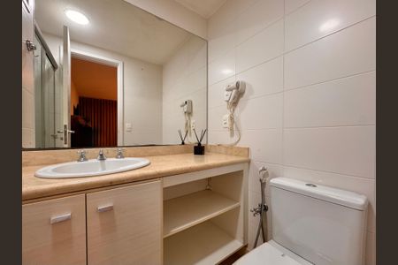 Apartamento para alugar com 100m², 3 quartos e 1 vaga Apartamento para alugar com 100m², 3 quartos e 1 vagaSuíte 1 - Banheiro