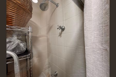 Apartamento para alugar com 100m², 3 quartos e 1 vaga Apartamento para alugar com 100m², 3 quartos e 1 vagaSuíte 2 - Banheiro
