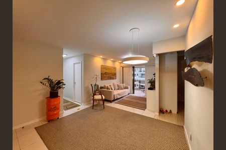Sala de apartamento para alugar com 3 quartos, 100m² em Barra da Tijuca, Rio de Janeiro