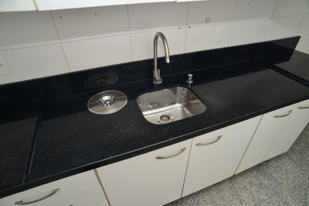 Cozinha de apartamento para alugar com 2 quartos, 100m² em Barra da Tijuca, Rio de Janeiro