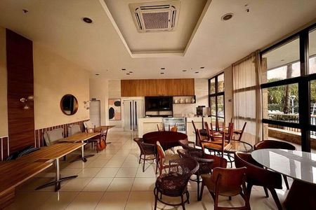 Apartamento para alugar com 100m², 2 quartos e 1 vaga Apartamento para alugar com 100m², 2 quartos e 1 vagaÁrea Comum - Salão de Festas