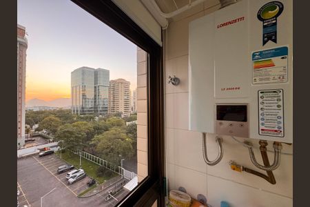 Apartamento para alugar com 100m², 3 quartos e 1 vaga Apartamento para alugar com 100m², 3 quartos e 1 vagaCozinha e Área de Serviço