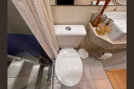 Apartamento para alugar com 100m², 3 quartos e 1 vaga Apartamento para alugar com 100m², 3 quartos e 1 vagaSuíte 2 - Banheiro
