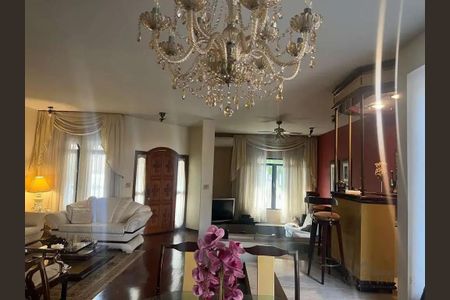 Casa à venda com 350m², 3 quartos e 6 vagasSala de Janta