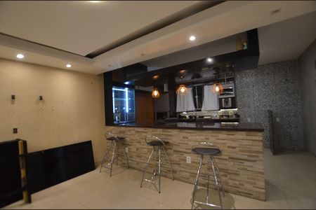 Sala de apartamento para alugar com 1 quarto, 130m² em Bento Ribeiro, Rio de Janeiro