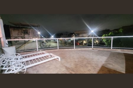 Apartamento para alugar com 130m², 1 quarto e sem vaga Apartamento para alugar com 130m², 1 quarto e sem vagaTerraço/piscina/ churrasqueira