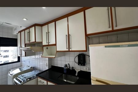 Apartamento para alugar com 74m², 2 quartos e 2 vagasCozinha