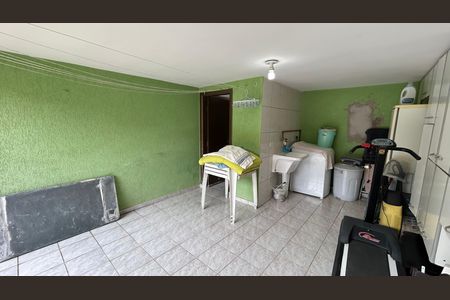 Casa à venda com 230m², 3 quartos e 2 vagasÁrea de Serviço