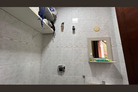 Casa à venda com 230m², 3 quartos e 2 vagasLavabo