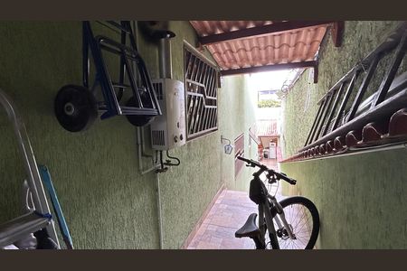 Casa à venda com 230m², 3 quartos e 2 vagasQuintal