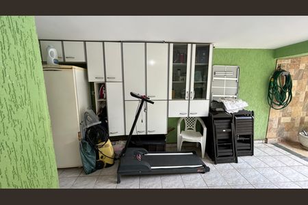 Casa à venda com 230m², 3 quartos e 2 vagasÁrea de Serviço
