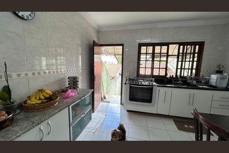Casa à venda com 230m², 3 quartos e 2 vagasCozinha
