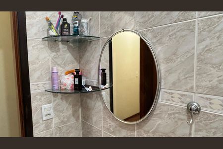 Casa à venda com 230m², 3 quartos e 2 vagasBanheiro 1