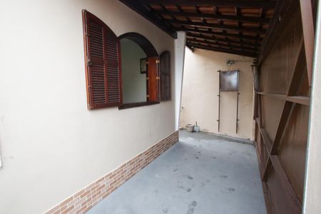 Casa à venda com 130m², 3 quartos e 2 vagasGaragem