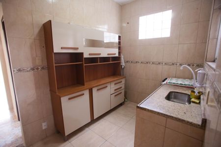 Casa à venda com 130m², 3 quartos e 2 vagasCozinha