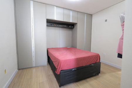 Casa à venda com 270m², 4 quartos e 2 vagas Casa à venda com 270m², 4 quartos e 2 vagasQuarto 3