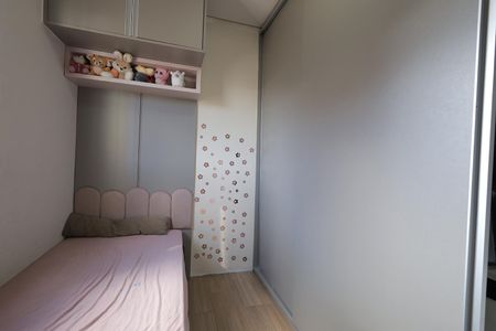 Casa à venda com 270m², 4 quartos e 2 vagas Casa à venda com 270m², 4 quartos e 2 vagasQuarto 2