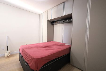 Casa à venda com 270m², 4 quartos e 2 vagas Casa à venda com 270m², 4 quartos e 2 vagasQuarto 3