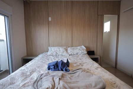 Casa à venda com 270m², 4 quartos e 2 vagas Casa à venda com 270m², 4 quartos e 2 vagasQuarto Suíte