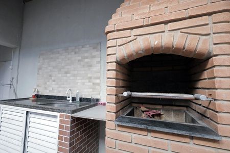Casa à venda com 270m², 4 quartos e 2 vagas Casa à venda com 270m², 4 quartos e 2 vagasQuintal e Churrasqueira