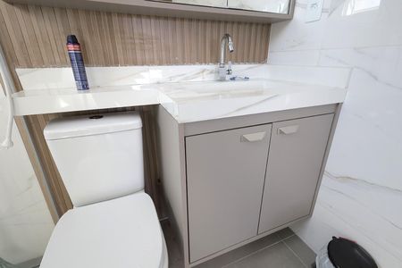 Casa à venda com 270m², 4 quartos e 2 vagas Casa à venda com 270m², 4 quartos e 2 vagasBanheiro Suíte