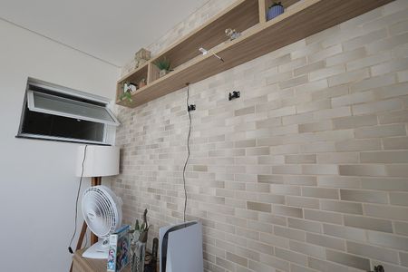 Casa à venda com 270m², 4 quartos e 2 vagas Casa à venda com 270m², 4 quartos e 2 vagasSala de TV