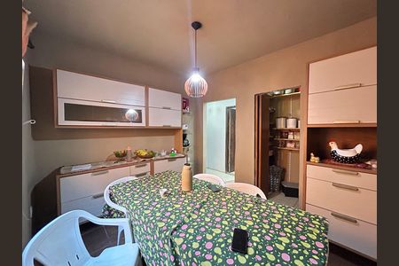 Casa à venda com 400m², 4 quartos e 4 vagas