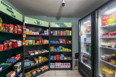 Apartamento para alugar com 30m², 1 quarto e 1 vagaMarket 